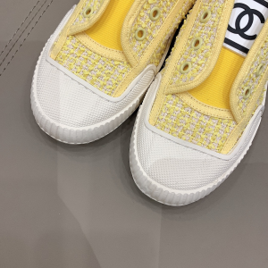 Luxury Womens Shoes Chanel CC Logo Tweed Sneaker in Yellow 35 To 40 A151PP340 AA155463
