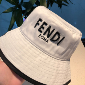 Luxury Womens Hats Fendi Logo Layered Bucket Hat in OFF White A190PP95 AA155622