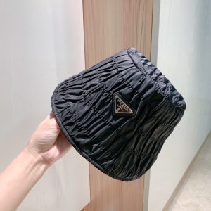 Luxury Womens Hats Prada Nylon Bucket Hat in Black A190PP110 AA155617