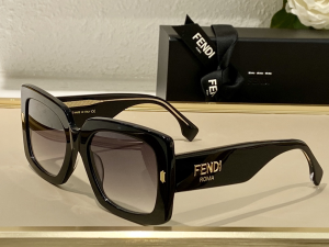 Fendi Luxury Sunglasses FF0435 