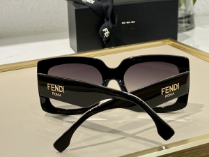 Luxury Womens Sunglasses Fendi Luxury Sunglasses FF0435 A65PP180 AA155815