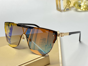Louis Vuitton Luxury Sunglasses Z9809 