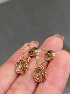 Chanel Gold Extrait De Camelia Flower Earrings 