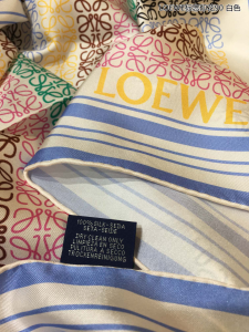 Luxury Womens Scarf Loewe Anagram Lines Silk Scarf in White 90x90CM A151PP180 AA156114