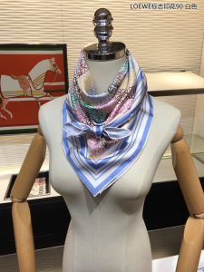 Luxury Womens Scarf Loewe Anagram Lines Silk Scarf in White 90x90CM A151PP180 AA156114