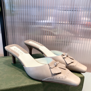 Gucci Vintage Leather Mule Pumps Beige 