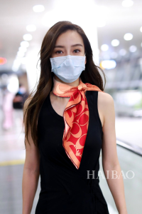 Luxury Womens Scarf Coach Signature Silk Scarf in Red 90x90CM A151PP180 AA156769