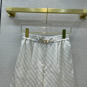 Luxury Womens Clothing Chanel White Triomphe Short SML A198PP480 AA156963