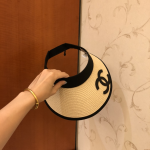 Luxury Womens Hats Chanel Raffia Champ II CC Visor Cap Hat A190PP85 AA157673