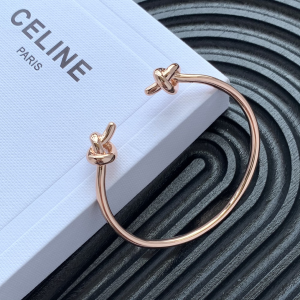 Luxury Womens Jewelry Celine Knot Extra Thin Bracelet A205PP150 AA157695