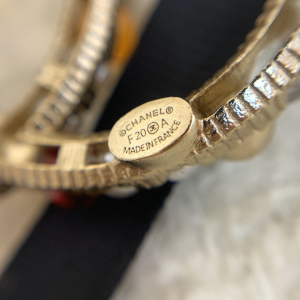 Luxury Womens Jewelry Chanel Multicolor Pearls CC Logo Brooch A205PP160 AA157713