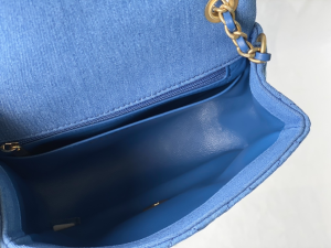 Luxury Womens Handbags Chanel 2021 Mini Flap Bag in Denim Blue 18CM A51PP980 AA158437