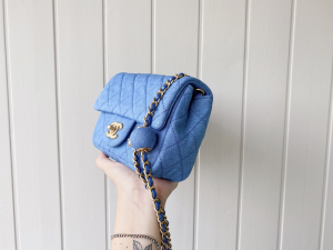 Luxury Womens Handbags Chanel 2021 Mini Flap Bag in Denim Blue 18CM A51PP980 AA158437