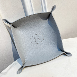 Hermes Bridge Mises ET Relances Mini Change Tray Light Blue Leather Hermes Bridge Mises ET Relances Mini Change Tray Light Blue Leather