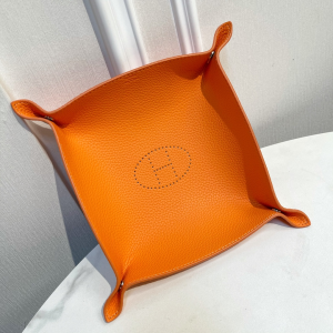 Hermes Bridge Mises ET Relances Mini Change Tray Orange Leather Hermes Bridge Mises ET Relances Mini Change Tray Orange Leather