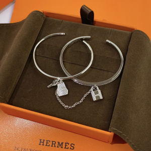 Luxury Womens Jewelry Hermes Kelly Clochette Double Bracelet A152PP420 AA158825