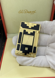 ST Dupont Black Gold Finish Lighter 