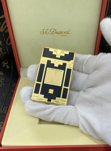 Luxury Womens Lighter ST Dupont Black Gold Finish Lighter A168PP380 AA158874