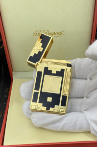 Luxury Womens Lighter ST Dupont Black Gold Finish Lighter A168PP380 AA158874