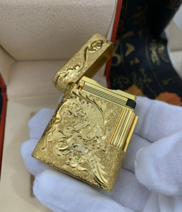 Luxury Womens Lighter ST Dupont Gold Finish Lighter A168PP380 AA158858