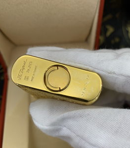 Luxury Womens Lighter ST Dupont Gold Finish Lighter A168PP380 AA158858