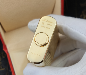 Luxury Womens Lighter ST Dupont Gold Finish Lighter A168PP380 AA158862