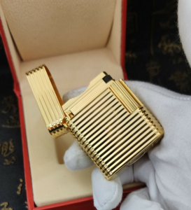 Luxury Womens Lighter ST Dupont Gold Finish Lighter A168PP380 AA158864