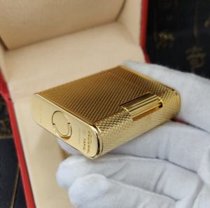 Luxury Womens Lighter ST Dupont Gold Finish Lighter A168PP380 AA158865