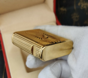 Luxury Womens Lighter ST Dupont Gold Finish Lighter A168PP380 AA158870