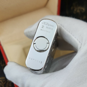 Luxury Womens Lighter ST Dupont Silver Finish Lighter A168PP380 AA158861