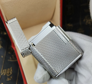 Luxury Womens Lighter ST Dupont Silver Finish Lighter A168PP380 AA158866