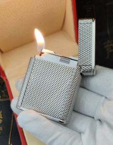Luxury Womens Lighter ST Dupont Silver Finish Lighter A168PP380 AA158866