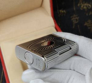 Luxury Womens Lighter ST Dupont Silver Finish Lighter A168PP380 AA158867