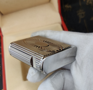 Luxury Womens Lighter ST Dupont Silver Finish Lighter A168PP380 AA158867