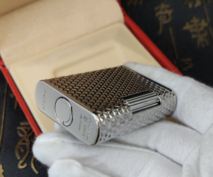 Luxury Womens Lighter ST Dupont Silver Finish Lighter A168PP380 AA158868