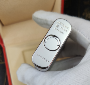 Luxury Womens Lighter ST Dupont Silver Finish Lighter A168PP380 AA158868