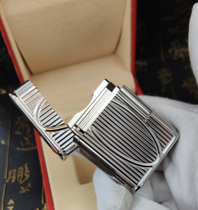Luxury Womens Lighter ST Dupont Silver Finish Lighter A168PP380 AA158869