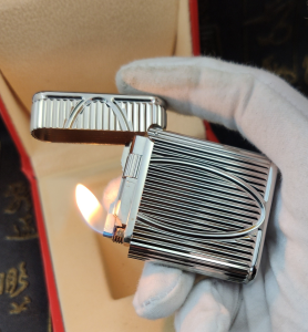 Luxury Womens Lighter ST Dupont Silver Finish Lighter A168PP380 AA158869