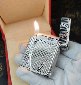 Luxury Womens Lighter ST Dupont Silver Finish Lighter A168PP380 AA158869