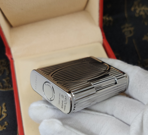 Luxury Womens Lighter ST Dupont Silver Finish Lighter A168PP380 AA158869