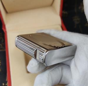 Luxury Womens Lighter ST Dupont Silver Finish Lighter A168PP380 AA158869