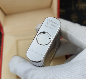 Luxury Womens Lighter ST Dupont Silver Finish Lighter A168PP380 AA158869