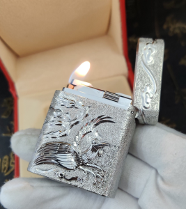 Luxury Womens Lighter ST Dupont Silver Finish Lighter A168PP380 AA158871