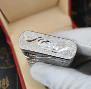 Luxury Womens Lighter ST Dupont Silver Finish Lighter A168PP380 AA158871