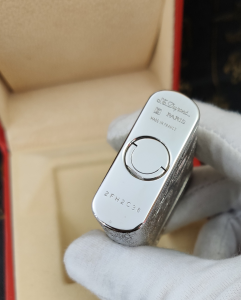 Luxury Womens Lighter ST Dupont Silver Finish Lighter A168PP380 AA158871