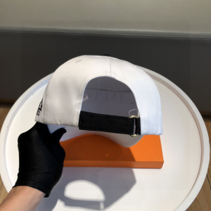 Luxury Womens Hat Hermes Baseball Cap Hats in White A190PP90 AA158911