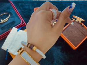 Luxury Womens Jewelry Louis Vuitton Bracelet LV Braided Bracelet A152PP110 AA159694