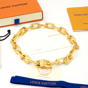 Luxury Womens Jewelry Louis Vuitton Necklace LV Edge Gold Necklace A152PP220 AA159700