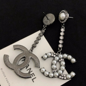 Luxury Womens Jewelry Chanel Earring Chanel CC Pearls Earring A39PP140 AA159874