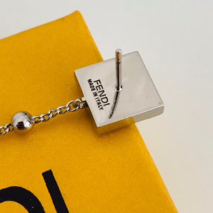 Luxury Womens Jewelry Fendi Silver Forever Fendi Single Earring A39PP130 AA159891